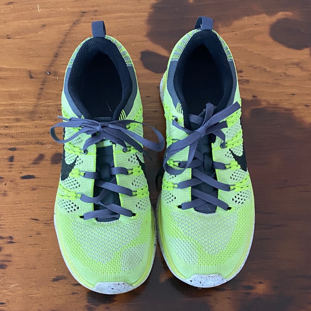 Womens Nike flyknit lunar 1+ running shoe in volt yellow and black colorway 7.5 - Picture 9 of 13